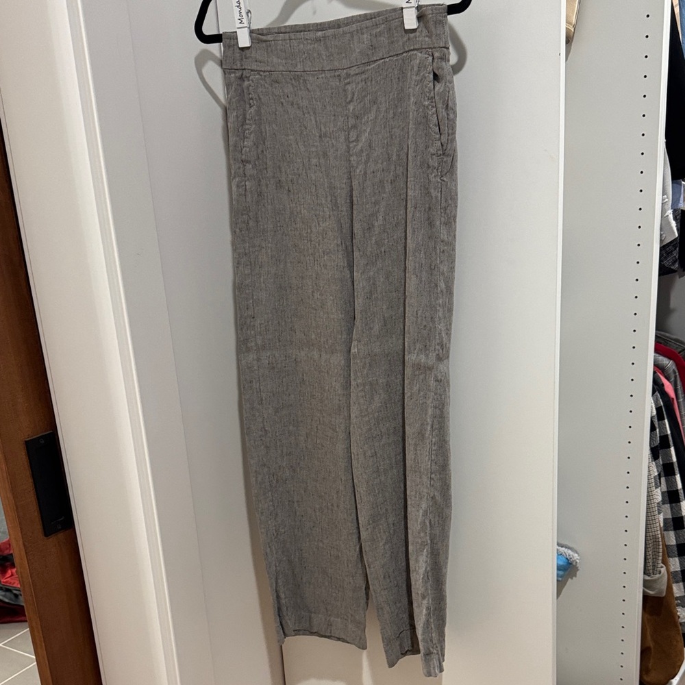 Chico's Classic Gray Chinos